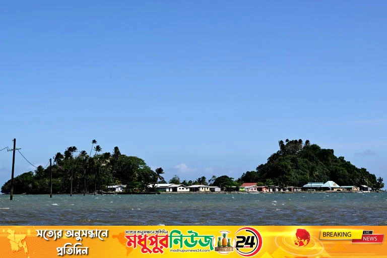 জলবায়ুর হুমকিতেও ভিটেমাটি ছাড়তে চান না ফিজির সেরুয়া দ্বীপের মানুষ